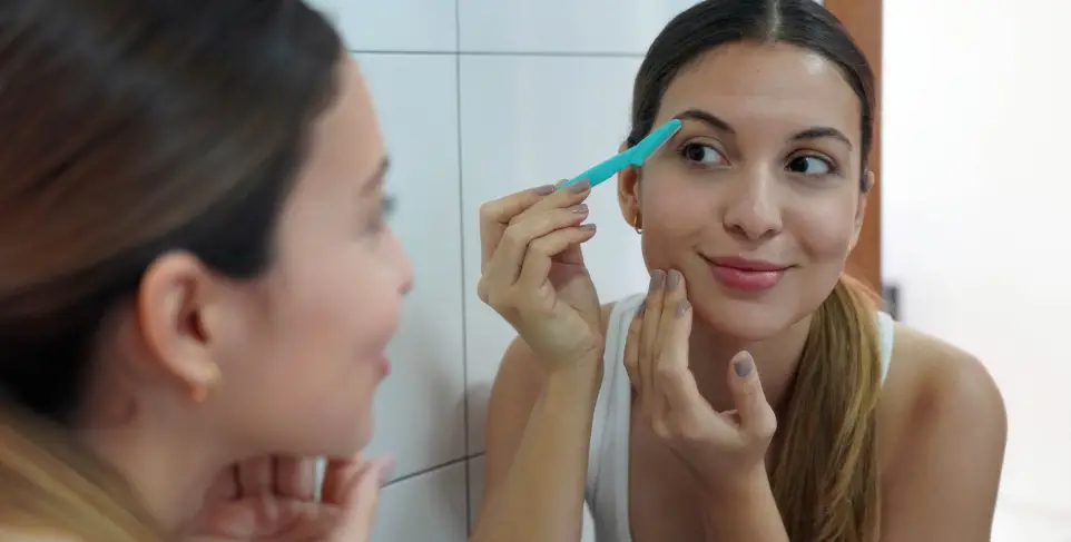 cuchilla facial, depilación facial, productos para cejas